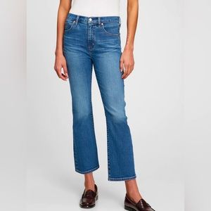 Gap High Rise Kick Fit Jeans | Medium Wash | Size 25P | Cropped | Like New